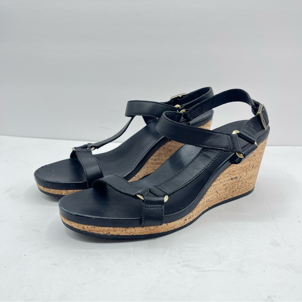 Teva Women’s Size 8.5 Black Arabelle Wedge Leather Sandal Outdoor Comfortable